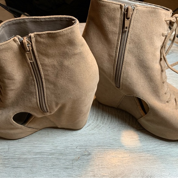 Wedge Heel Ankle Booties - Picture 4 of 6